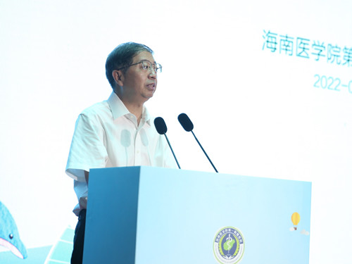 1653884130468801.jpg 省教育厅副厅长黎岳南致辞近景_副本.jpg